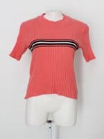 Blusa de tricot feminina coral com listra
