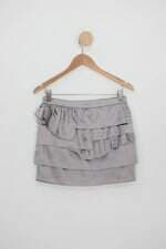 Saia temt feminina prata com Babado