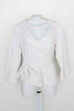 Blusa feminina branca com Faixa na Cintura