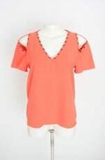 blusa goya feminina coral com ilhós e recortes