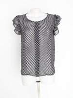 blusa feminina preta  estampada com fenda e transparência