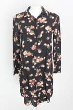 camisa forever 21 feminina preta floral com fenda