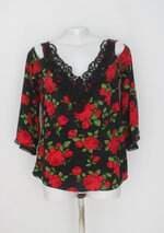 blusa ave rara feminina floral com recortes e renda