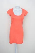 Vestido feminino coral médio 