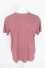 camiseta masculina vermelha