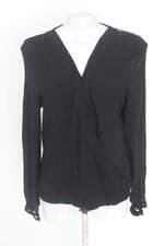 blusa shoulder feminina preta com recortes