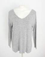 blusa feminina cinza