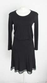 vestido feminino preto com meio forro e recortes