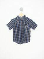 camisa C&A kids estampada com bordado