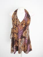 blusa feminina estampada com aplique