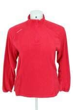 blusa esportiva Decathlon feminina vermelha