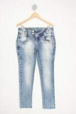 calça jeans feminina azul com aplique