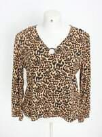blusa manga longa feminina estampada com aplique