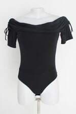 body feminino preto com bojo e drapeado