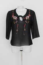 blusa feminina preta com bordado