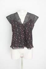 regata feminina preta estampada com renda