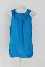 regata calvin klein feminina azul com pregas