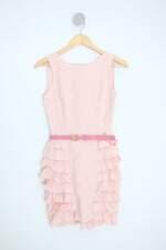 vestido feminino rosa com babado e faixa na cintura