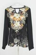 blusa realist feminina preta estampada
