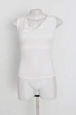 regata feminina off white com aplique e paetê