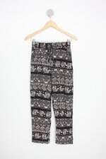 calça de tecido feminina preta estampada
