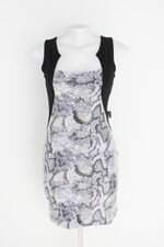 vestido feminino estampado com paetê