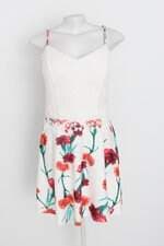 vestido kesses feminino colorido com bojo e recortes