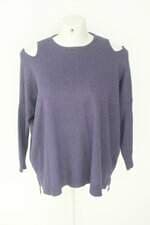 blusa feminina azul com barra mullet e fenda