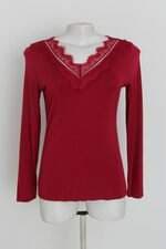 blusa feminino vermelha com recortes