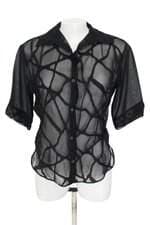 camisa claudia fashion feminina preta com aplique e transparência