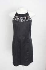 vestido feminino preto com renda