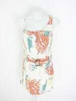 macaquinho feminino estampado com sobreposição