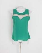 blusa feminina verde com recortes