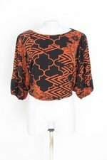 blusa My Favorite Things feminina preta estampada com ajuste por elástico e barra mullet