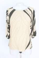blusa feminina estampada com recortes