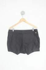 shorts saia quintess feminino preto com sobreposição