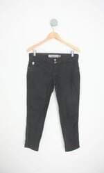 calça de sarja denuncia feminina preta