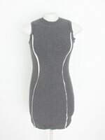 vestido feminino cinza