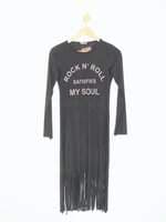 vestido feminino preto com franja e silk