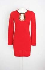vestido feminino vermelho com aplique