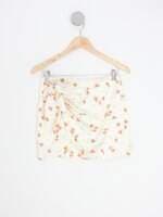 saia zara feminina estampada com drapeado e sobreposição