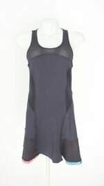 Vestido Curto Farm Preto com recortes