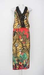 vestido feminino estampado com bordado e fenda