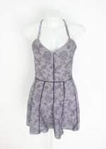vestido feminino cinza com forro
