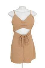 Vestido Laloka bege com bojo