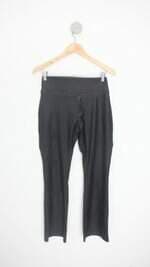 calça flare feminina preta