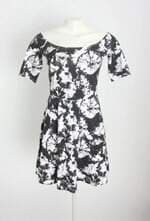 vestido guess feminino estampado 