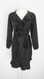 vestido cherry feminino preto com babado e faixa na cintura