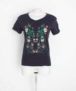 camiseta hering feminina azul com bordado