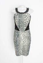 vestido feminino animal print com aplique e renda